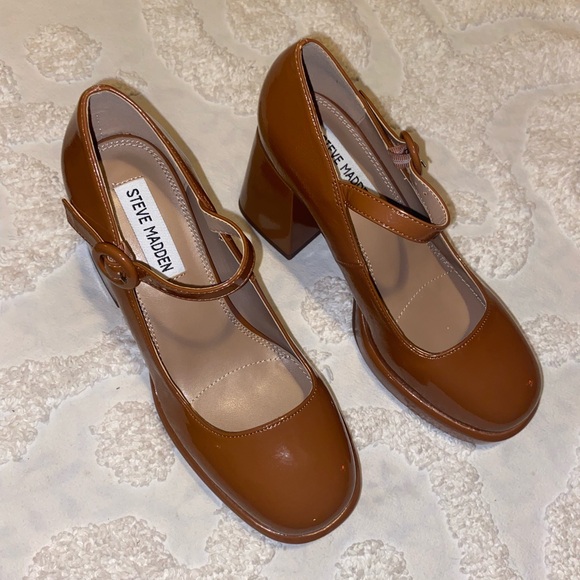 Steve Madden Women's Brown Mary Jane Heels - Picture 1 of 12